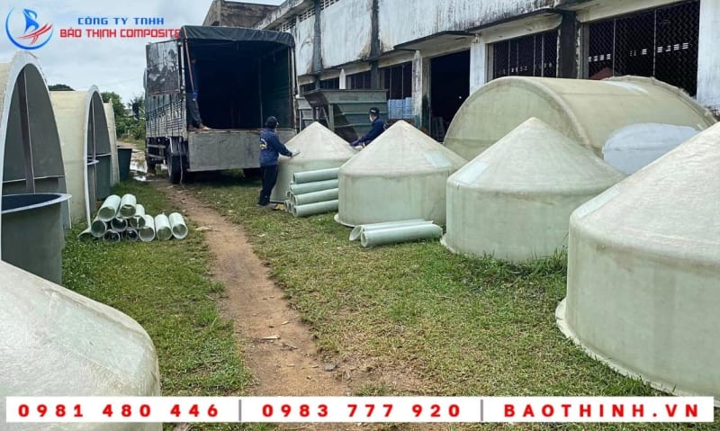 Bồn composite được lắp ráp tại Công ty Việt Úc - Bến Tre