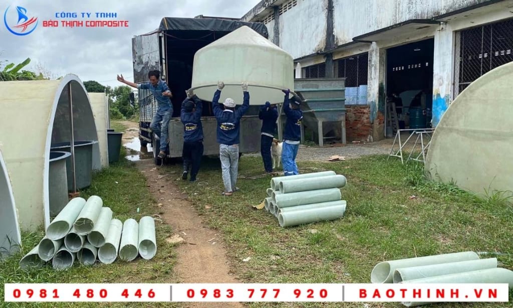 Bồn composite được lắp ráp tại Công ty Việt Úc - Bến Tre