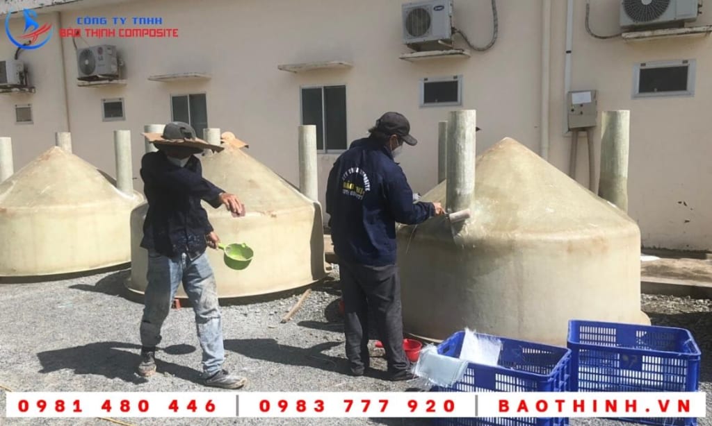 Bồn composite được lắp ráp chân tại Công ty Việt Úc - Cà Mau