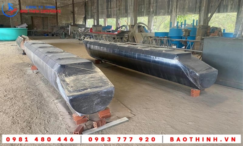 Phao bằng nhựa PVC và phao nổi composite khác nhau ở điểm gì? 15 Phao nổi composite hai thân chuyên dùng làm du thuyền, nhà nổi Công ty T.M.N - Bình Định