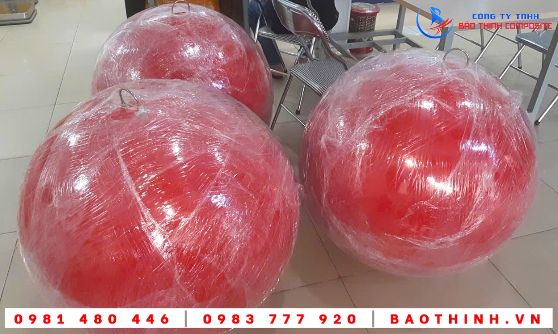 Phao nổi cảnh báo tại Hà Nội